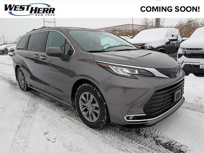 Used 2023 Toyota Sienna XLE Minivan for sale #CSU260442A - photo 1