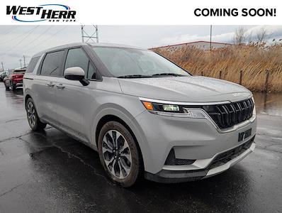 Used 2024 Kia Carnival - photo 1