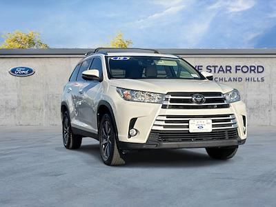2019 Toyota Highlander 4x2 SUV for sale #LEW42841A - photo 1