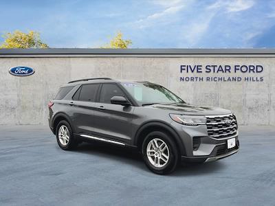 Used 2025 Ford Explorer - photo 1