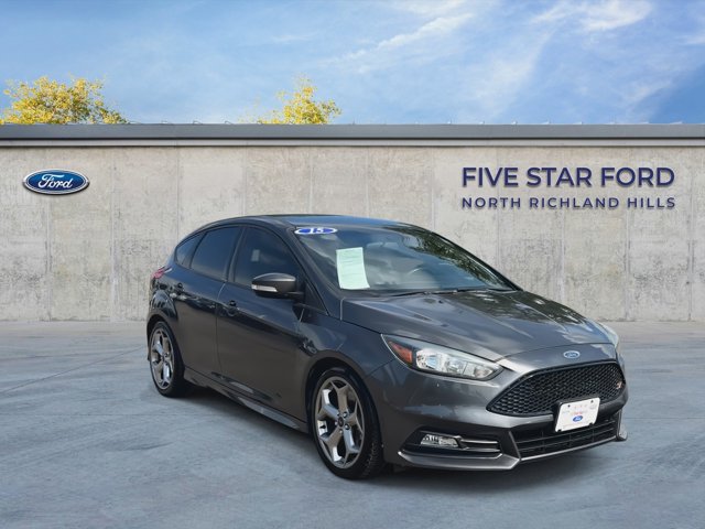Used 2015 Ford Focus - photo 1