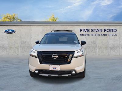 Used 2024 Nissan Pathfinder - photo 1