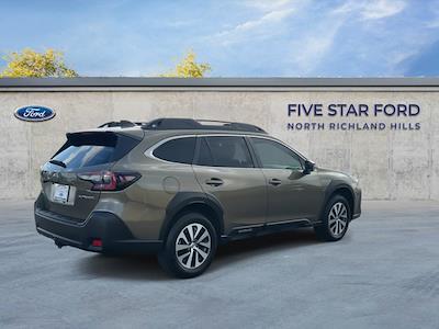 Used 2025 Subaru Outback - photo 1