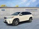 2019 Toyota Highlander FWD SUV for sale #SWG27489B - photo 3