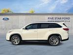 2019 Toyota Highlander FWD SUV for sale #SWG27489B - photo 4