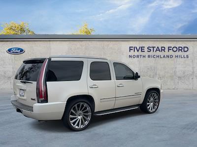 Used 2009 GMC Yukon Denali for sale #TEC56205B - photo 2