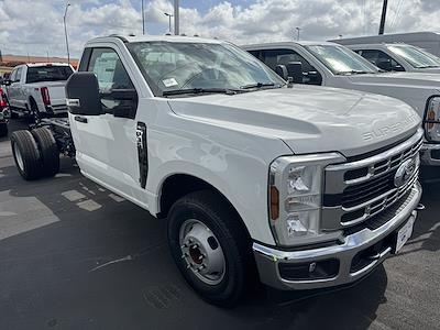 2025 Ford F-350 Regular Cab DRW 4x2 Cab Chassis for sale #sec31440 - photo 1