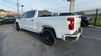 New 2026 Chevrolet Silverado 1500 Custom Crew Cab for sale #260563 - photo 2