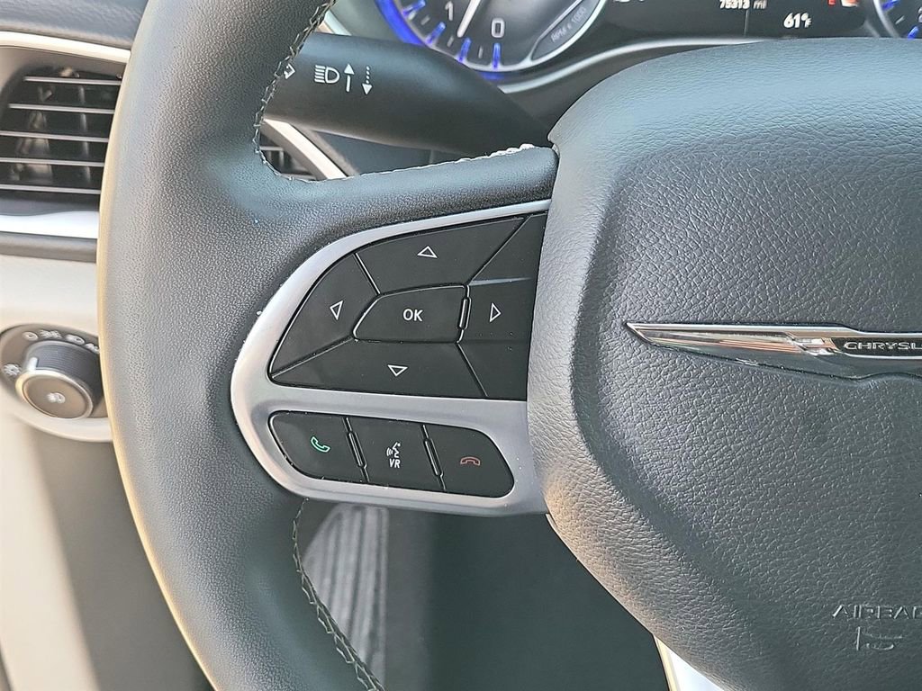 Used 2023 Chrysler Pacifica - photo 37