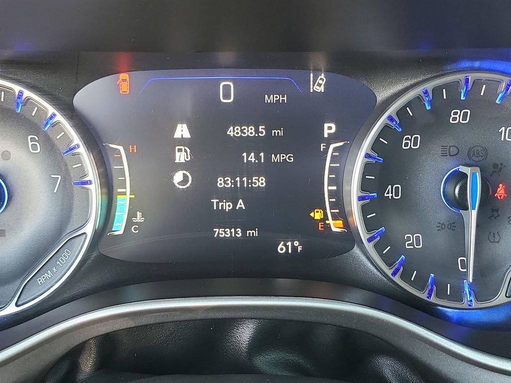Used 2023 Chrysler Pacifica - photo 12