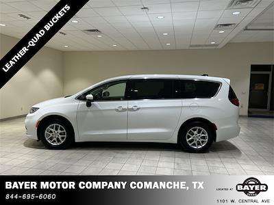 Used 2023 Chrysler Pacifica Touring L Minivan for sale #55295 - photo 2