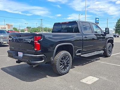 2025 Chevrolet Silverado 2500 Crew Cab 4WD Pickup for sale #200129 - photo 2