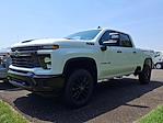 2025 Chevrolet Silverado 2500 Crew Cab 4WD Pickup for sale #206994 - photo 4