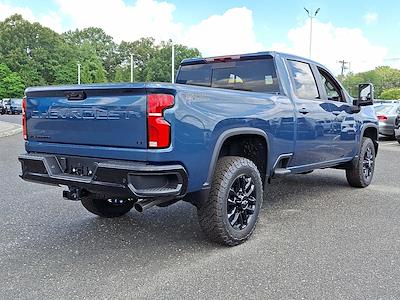 2025 Chevrolet Silverado 2500 Crew Cab 4WD Pickup for sale #216287 - photo 2