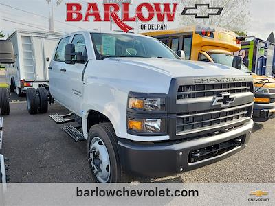 2024 Chevrolet Silverado 5500 Crew Cab DRW 4x2, Cab Chassis for sale #27751 - photo 1