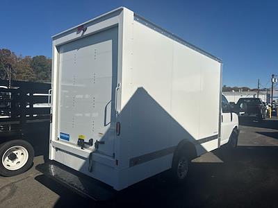 2024 Chevrolet Express 3500 Regular Cab RWD Box Van for sale #290053 - photo 2