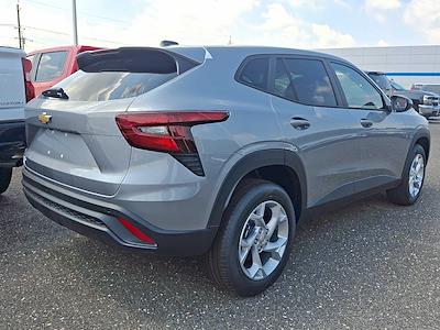 2025 Chevrolet Trax FWD SUV for sale #292551 - photo 2