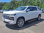 New 2025 Chevrolet Suburban Premier 4WD SUV for sale #388078 - photo 4