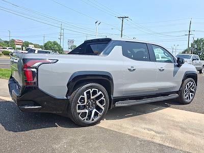 New 2025 Chevrolet Silverado EV RST Crew Cab 4WD Pickup for sale #408411 - photo 2