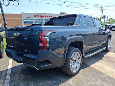 New 2025 Chevrolet Silverado EV LT Crew Cab 4WD Pickup for sale #413647 - photo 2