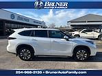 Used 2025 Toyota Highlander XLE for sale #240738A - photo 6