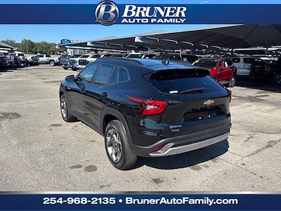 New 2026 Chevrolet Trax LT SUV for sale #260090 - photo 2
