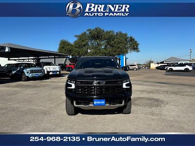 2026 Chevrolet Silverado 1500 Crew Cab 4WD Pickup for sale #260124 - photo 2