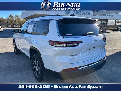 Used 2024 Jeep Grand Cherokee L Limited for sale #260154A - photo 2