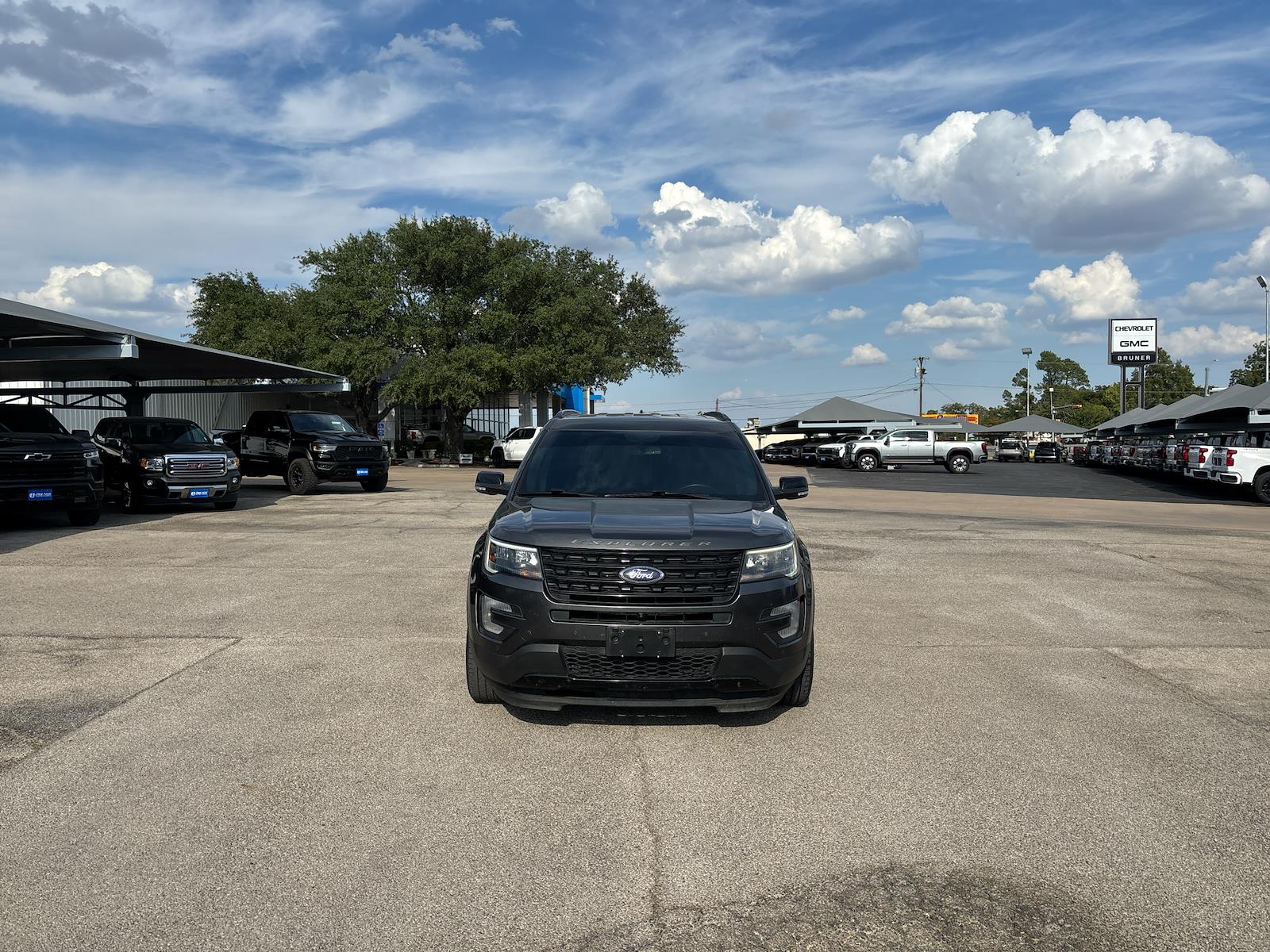 Used 2017 Ford Explorer - photo 1