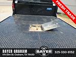 Used 2022 Ford F-250 XL Crew Cab 4x4 Flatbed Truck for sale #B3848 - photo 5