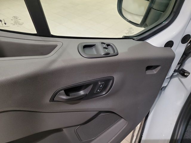 Used 2022 Ford E-Transit 350 - photo 13