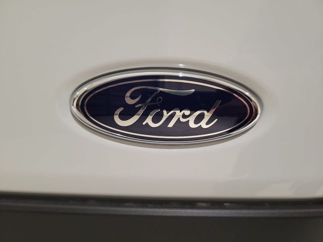 Used 2022 Ford E-Transit 350 - photo 18