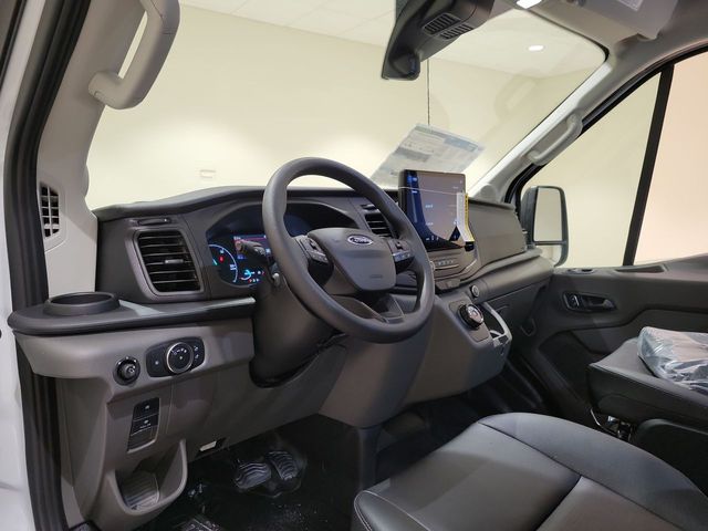 Used 2022 Ford E-Transit 350 - photo 5