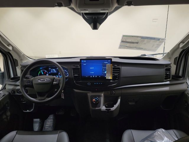 Used 2022 Ford E-Transit 350 - photo 11