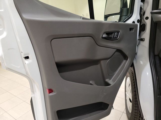 Used 2022 Ford E-Transit 350 - photo 12