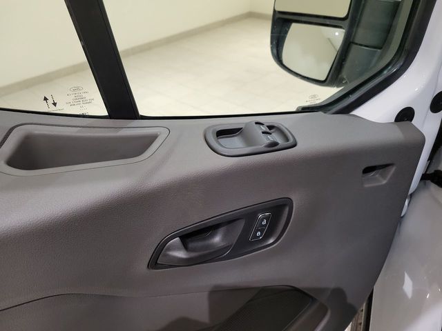 Used 2022 Ford E-Transit 350 - photo 13