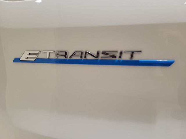 Used 2022 Ford E-Transit 350 - photo 17