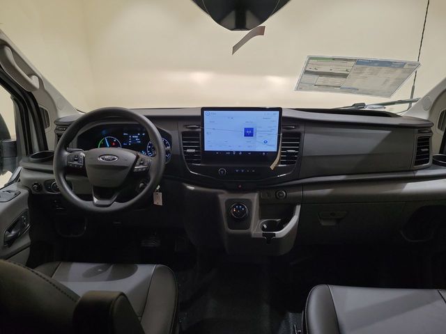 Used 2022 Ford E-Transit 350 - photo 11