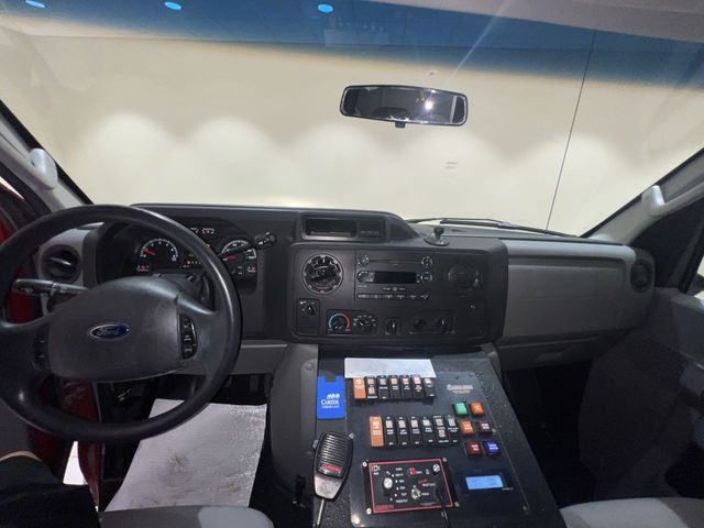 Used 2013 Ford E-450 - photo 18