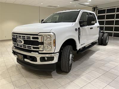 New 2026 Ford F-350 Crew Cab Cab Chassis for sale #F29786 - photo 1