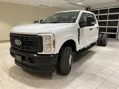 2026 Ford F-350 Crew Cab DRW 4WD Cab Chassis for sale #F29823 - photo 1