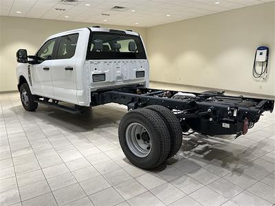 2026 Ford F-350 Crew Cab DRW 4WD Cab Chassis for sale #F29824 - photo 2