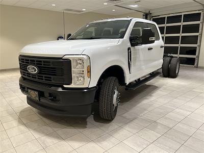 2026 Ford F-350 Crew Cab DRW 4WD Cab Chassis for sale #F29825 - photo 1