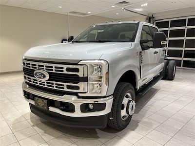 2026 Ford F-350 Crew Cab DRW 4WD Cab Chassis for sale #F29887 - photo 1