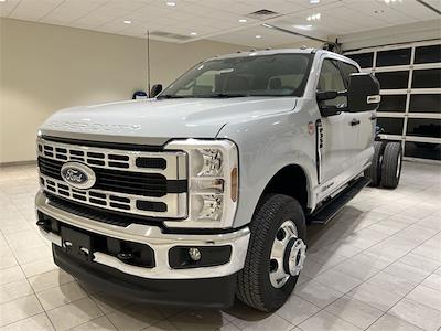 2026 Ford F-350 Crew Cab DRW 4WD Cab Chassis for sale #F29994 - photo 1