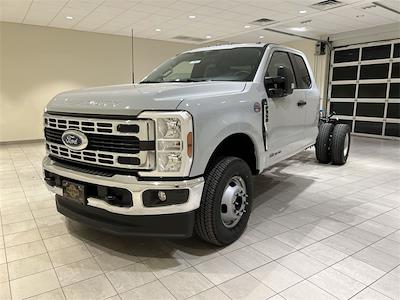 New 2026 Ford F-350 Super Cab Cab Chassis for sale #F30048 - photo 1