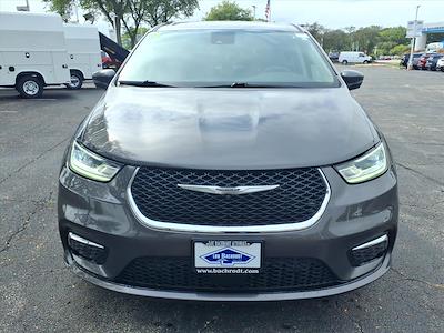 2023 Chrysler Pacifica AWD Minivan for sale #127013B - photo 2
