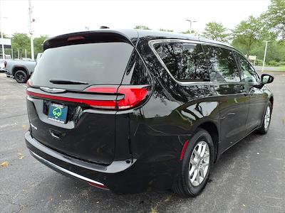 2025 Chrysler Pacifica FWD Minivan for sale #P2350 - photo 2