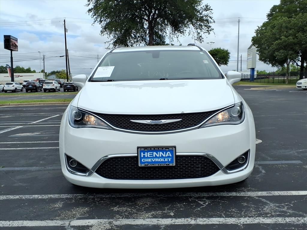 Used 2017 Chrysler Pacifica - photo 9