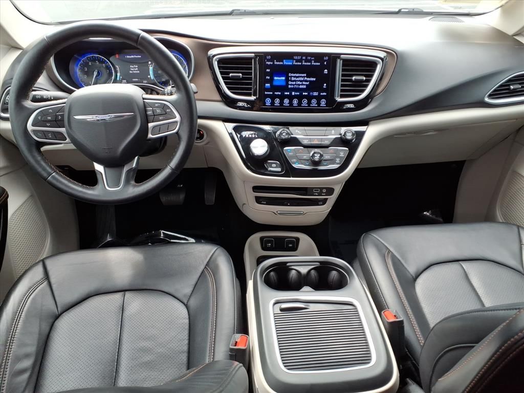 Used 2017 Chrysler Pacifica - photo 18